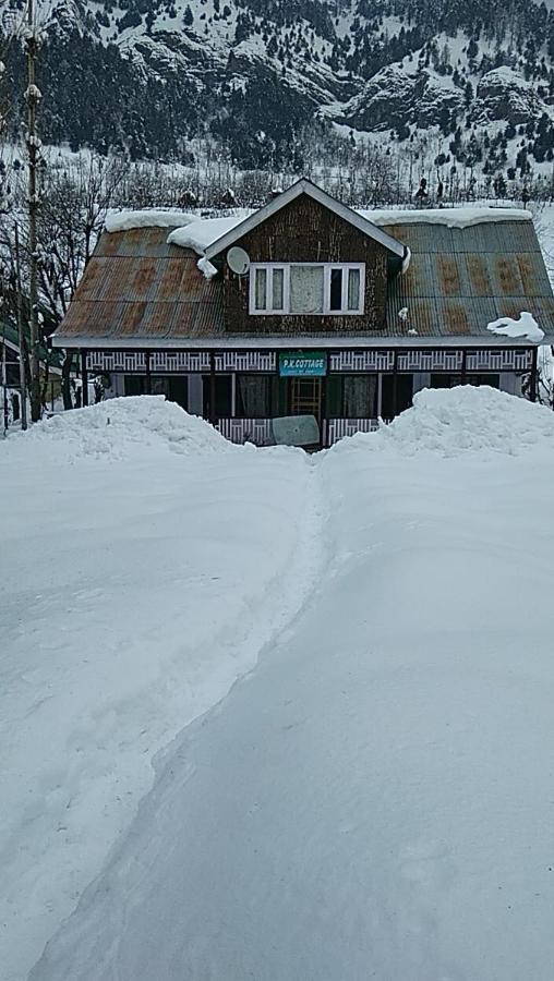 Pk Cottage Pahalgām Dış mekan fotoğraf